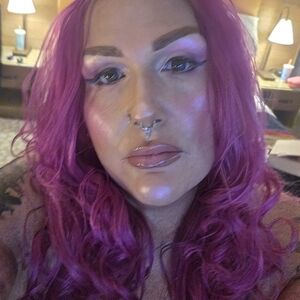 Meet your Posher, Stormy